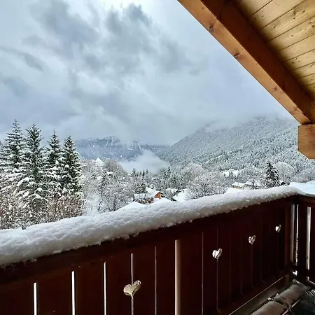 Ovronne Ouest Chalet *